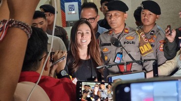 5 Potret Wulan Guritno Lega Usai Diperiksa Kasus Dugaan Promosi Judi Online