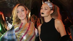 Kakak Tertua Gigi Hadid Debut di NYFW pada Usia 40 Tahun