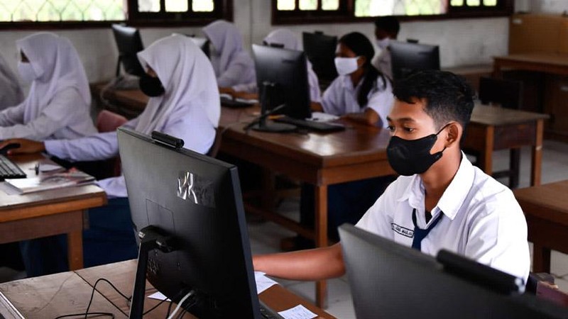 Kementerian Pendidikan, Kebudayaan, Riset, dan Teknologi (Kemendikbudristek) terus melakukan perbaikan kualitas pendidikan di Tanah Air