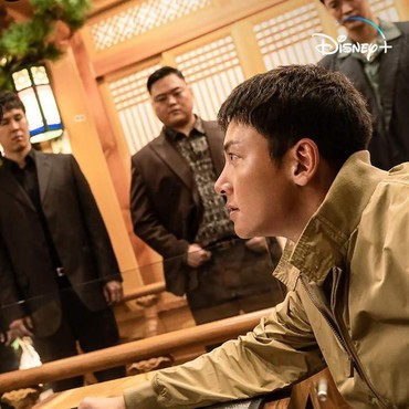 Pujian Wi Ha Joon untuk Ji Chang Wook di Drama 'The Worst of Evil'