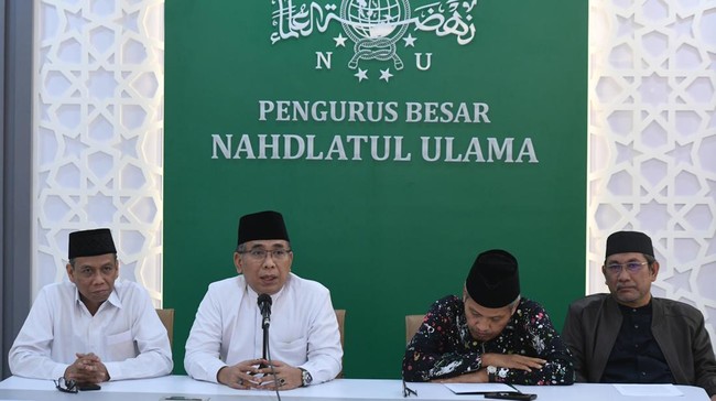 Munas Alim Ulama dan Konbes Nahdlatul Ulama (NU) 2023 menolak kebijakan sekolah lima hari yang membuat jam sekolah bertambah hingga sore hari (full day school).