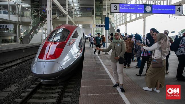 Kereta cepat Whoosh kini sudah bisa dipesan untuk keberangkatan 18 Oktober dan setelahnya. Berikut akses menuju tiga stasiun kereta cepat Whoosh.