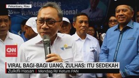 VIDEO: Viral Bagi-Bagi Uang, Zulhas: Itu Sedekah