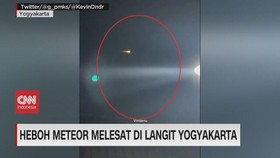 VIDEO: Heboh Meteor Melesat di Langit Yogyakarta