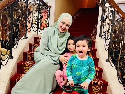 7 Potret Menggemaskan Dua Anak Siti Nurhaliza & Datuk K