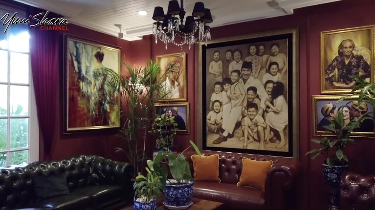Rumah Yuni Shara Rumah Yuni Shara
