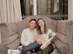 Azriel Hermansyah Ungkap Tips Awet 3 Tahun Pacaran LDR dengan Sarah Menzel
