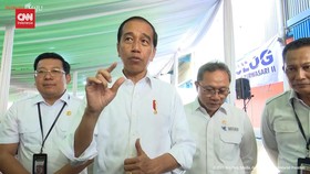 VIDEO: Jokowi Perintahkan Operasi Pasar Beras: Minta Berapapun Beri!