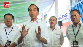 VIDEO: Jokowi Ke Pabrik Baterai Mobil Listrik: Tahun Depan Produksi