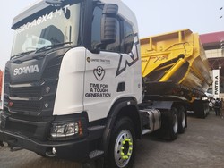 Kapasitas Truk Bongsor Scania Ini 270 Ton, Setara Berat 117 Toyota Alphard