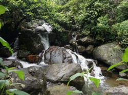 Yang Segar-segar dan Tak Jauh dari Jakarta, Ada Curug Romantis