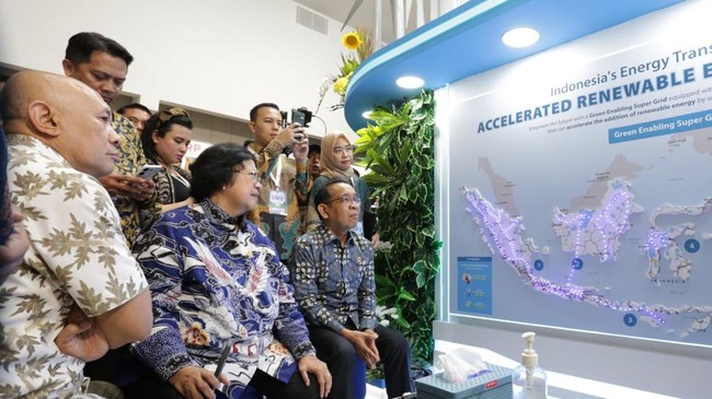 PT PLN (Persero) menjadi pilar utama pemerintah dalam memerangi krisis iklim melalui Festival Lingkungan, Iklim, Kehutanan, Energi Baru Terbarukan (LIKE).