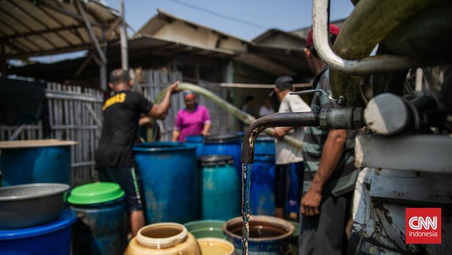 Badan Meteorologi, Klimatologi, dan Geofisika menyatakan lima wilayah di DKI Jakarta terancam kekeringan.