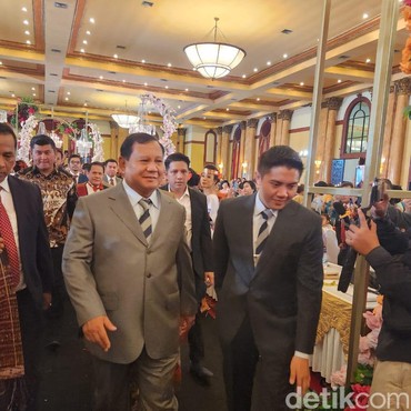 Anak Hotman Paris Hari Ini Menikah hingga Malaysia Jiplak Lagu Halo-Halo Bandung