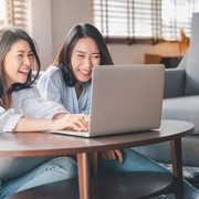 3 Hal yang Membuat Komunikasi Penuh Perhatian Penting untuk Kesehatan Mental