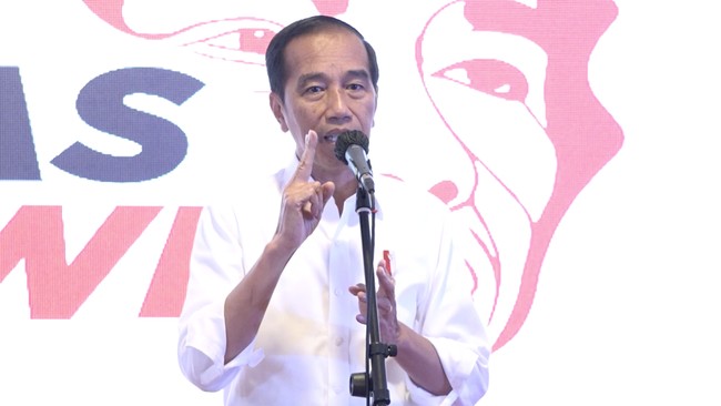Isu Presiden Joko Widodo (Jokowi) bakal kembali mengocok ulang atau reshuffle kabinet kembali mengemuka.