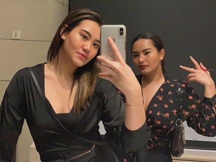 Ucapan Menyentuh Aaliyah Massaid untuk Sang Kakak Zahwa yang Berulang Tahun Ke-24