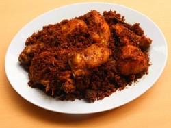 5 Ayam Goreng Legendaris di Jogja, Ada yang Sejak 1967!