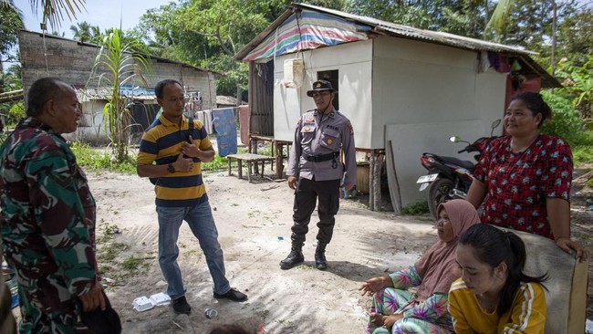 Baru 100-an KK di Rempang Mau Direlokasi, Pendaftaran Diperpanjang Sebelumnya Menko Polhukam Mahfud MD mengatakan ada sekitar 1.200 KK yang akan direlokasi dari Rempang untuk proyek PSN Eco City itu.