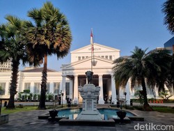 Dilanda Kebakaran, Ini Isi Gedung Museum Nasional