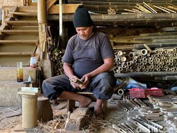 Industri Angklung Terancam Sulitnya Regenerasi