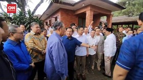 VIDEO: Momen Rombongan SBY Disambut Prabowo di Hambalang