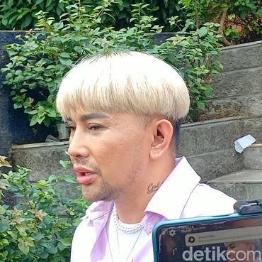 Sopir Caren Delano yang ternyata Maling Mobil Ditangkap, Ini Tampangnya