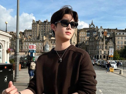 7 Potret Tampan Gabriel Prince Anak Natalie Margareth yang Sering Disebut Mirip Artis Korea