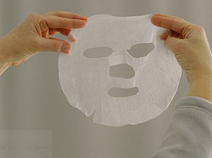 Rekomendasi Top 5 Sheet Mask yang Ampuh Melembabkan dan Mencerahkan Wajah