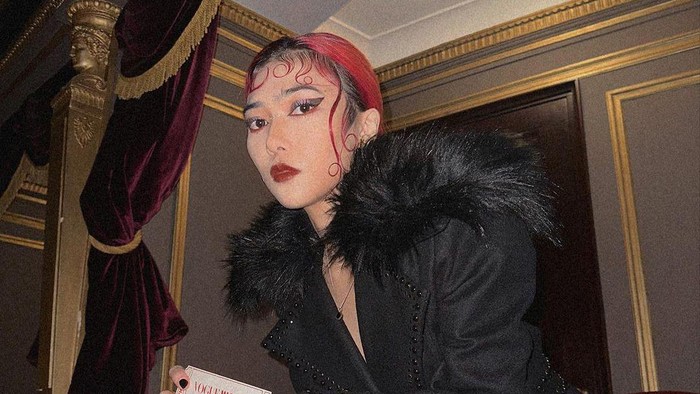 isyana sarasvati