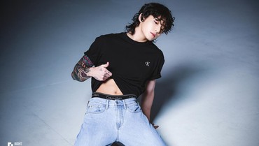 img-title Sering Merasa Tertekan, Jungkook BTS Akui Bertahan Hanya untuk ARMY