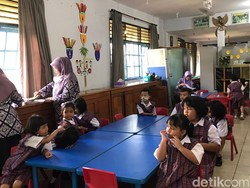 Harapan Anak dan Guru TK Gudang Peluru Menyambut Jaminan Heru