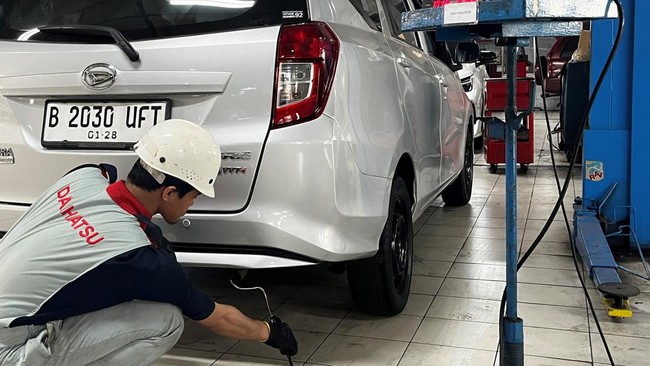 Pemerintah Provinsi (Pemprov) DKI Jakarta bakal kembali menerapkan tilang untuk kendaraan yang tidak lolos uji emisi.