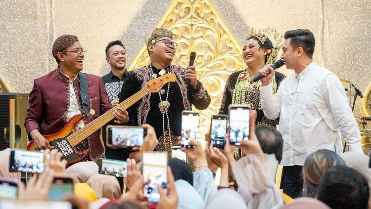 Anak Bassist Kahitna Menikah Anak Bassist Kahitna Menikah