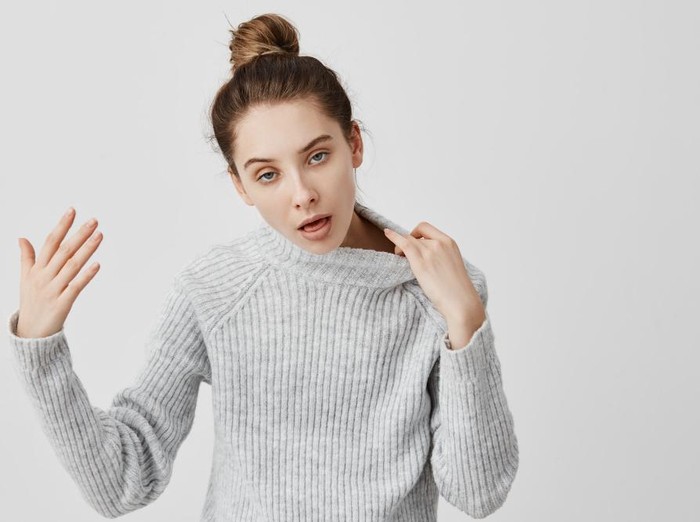 Dehidrasi Bikin Kulit Menua/Foto: Freepik/cookiestudio