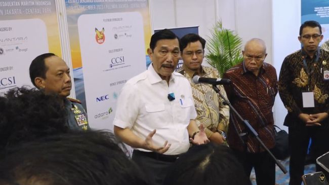 Luhut ke Tom Lembong: Intelektualitas Anda Diragukan!