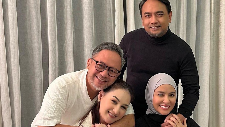 mona ratuliu Mona Ratuliu, Indra Brasco, Meisya Siregar, Bebi Romeo