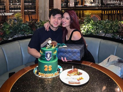 Nicholas Sean Unggah Potret Bareng Kekasih, Netizen Singgung Ucapannya yang Tak Percaya Pernikahan