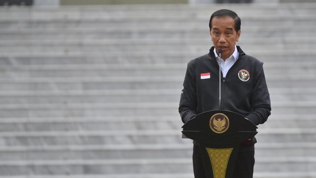 Presiden Jokowi mengaku pusing dengan perang Ukraina hingga Israel-Hamas. Ia mewaspadai kenaikan harga minyak mentah jika perang berlarut-larut.