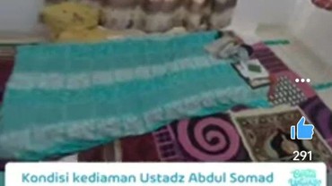 img-title 8 Potret Sudut Rumah Ustaz Abdul Somad Bikin Kaget, Hanya Ada Kasur Lipat