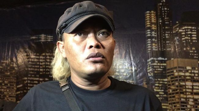 Komedian Sula mengaku membaca semua komentar bernada miring untuk dia dan keluarga, namun ia memilih doakan warganet.