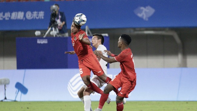 Indonesia Hajar Kirgistan, Pintu 16 Besar Asian Games Terbuka Lebar Peluang Timnas Indonesia U-24 untuk lolos ke babak 16 besar Asian Games 2022 (2023) terbuka lebar setelah mengalahkan Kirgistan.