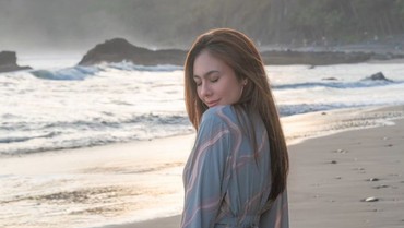 img-title Dua Kali Cerai, Wulan Guritno Akui Tak Pernah Diselingkuhi