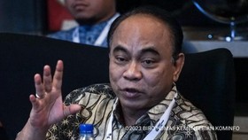 Batasi Gerak Judi Online, Menkominfo Minta OJK Blokir Rekening Bank