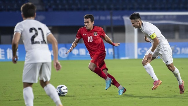 Shin Tae Yong menurunkan Egy Maulana Vikri dan Sandy Walsh sebagai starter dalam laga Vietnam vs Indonesia pada laga kedua Grup D Piala Asia 2023.