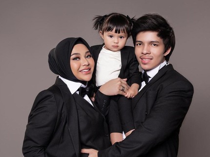 7 Potret Terbaru Kehamilan Aurel Hermansyah, Minta Saran Netizen untuk Nama Adik Ameena