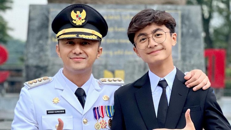 Bintang anak Hengky Kurniawan