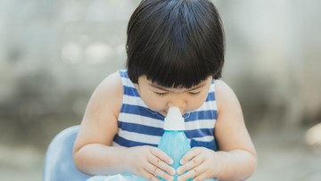 PASTIKAN BAYI DAPAT CUKUP CAIRAN
