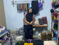Kisah Sukses Wanita Dulu ART Kini Bisa Beli Mobil dari Bisnis Hijab