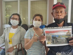 Korban Penipuan Apartemen Sipoa Ngluruk Kantor Pemkab Sidoarjo